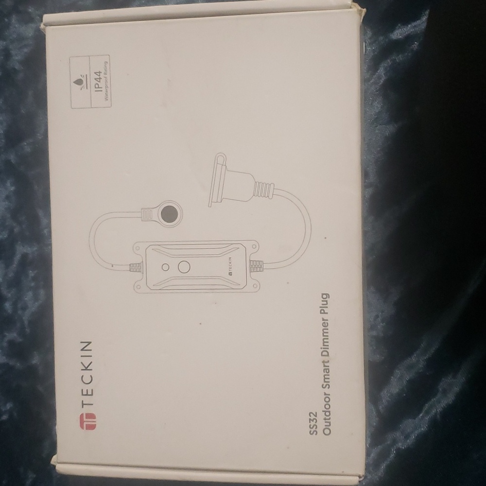 BNIB Teckin outdoor smart dimmer plug (SS32)